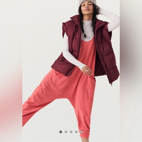 New Free People Hot Shot Onesie Jumpsuit FP Movement Harem Baggy Coral Red - Picture 8 of 9